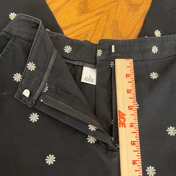 Kim Rogers Cropped Pants black Women Sz 12 slightly used - Picture 9 of 9